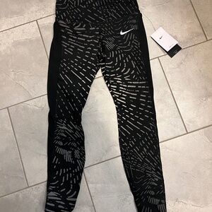 Nike leggings